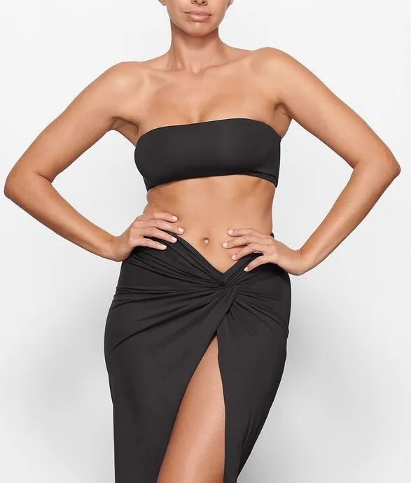 SIGNATURE SWIM
BANDEAU BIKINI TOP BLACK SIZE XL
