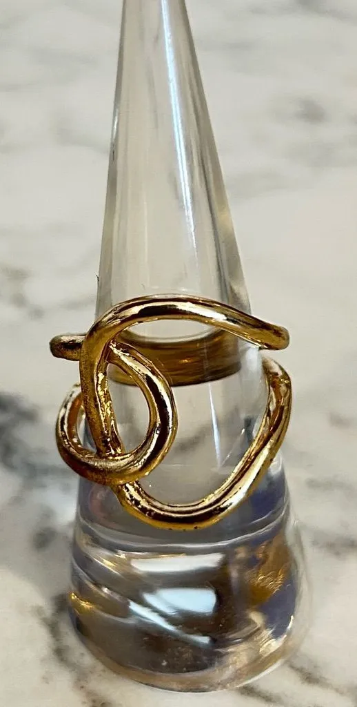 Gold Toned Twisted Ring Size 7