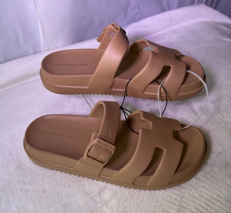 Madden Girl Women's Tan Slide Sandals Size 8