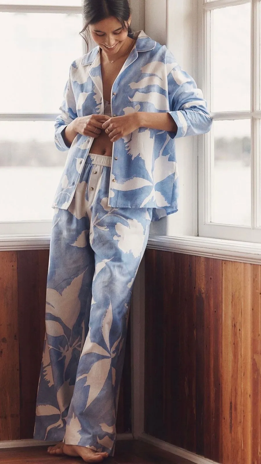 Anthro LyreBird Cloud Long Sleeve Pajama Set. Top size L, pants XL. MSRP $136