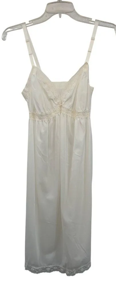 Vintage Mary Jane Full Slip Cream Nylon Lingerie 32 Used