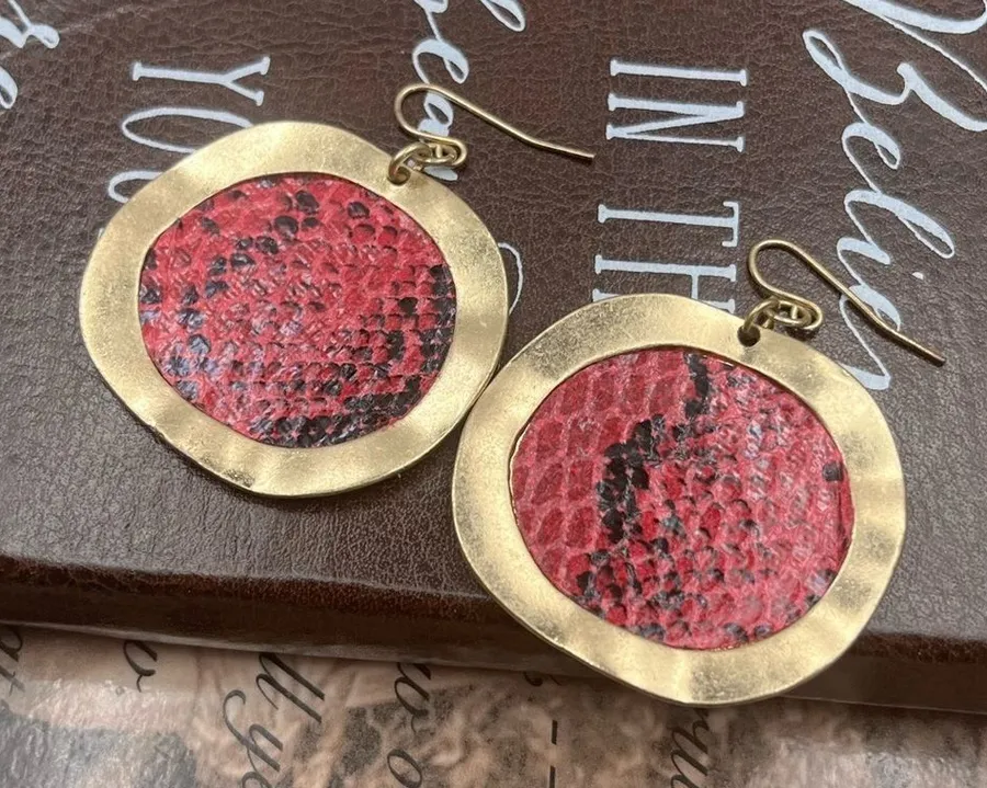 Oversized Hammered Gold Disc Earrings Pink Snakeskin Animal Print Boho