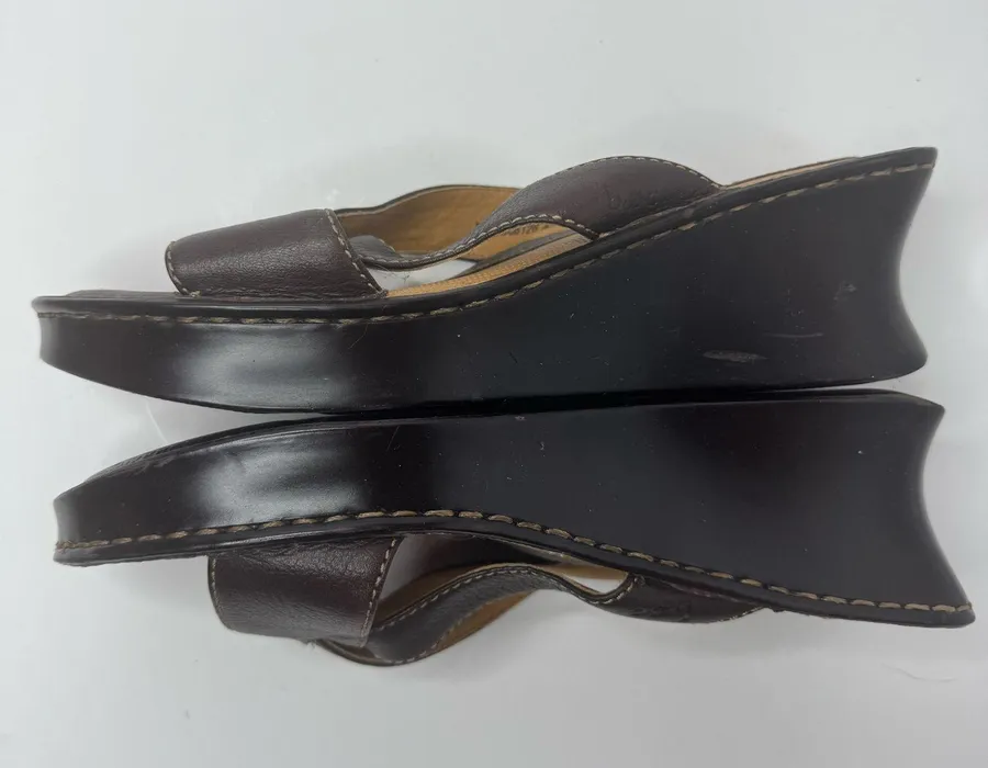 B.O.C Brown Leather Sandals Size 8/39