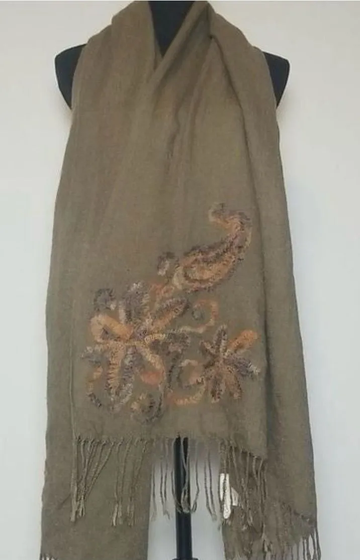 Vintage coldwater creek Olive Green Embroidered Fringe Scarf