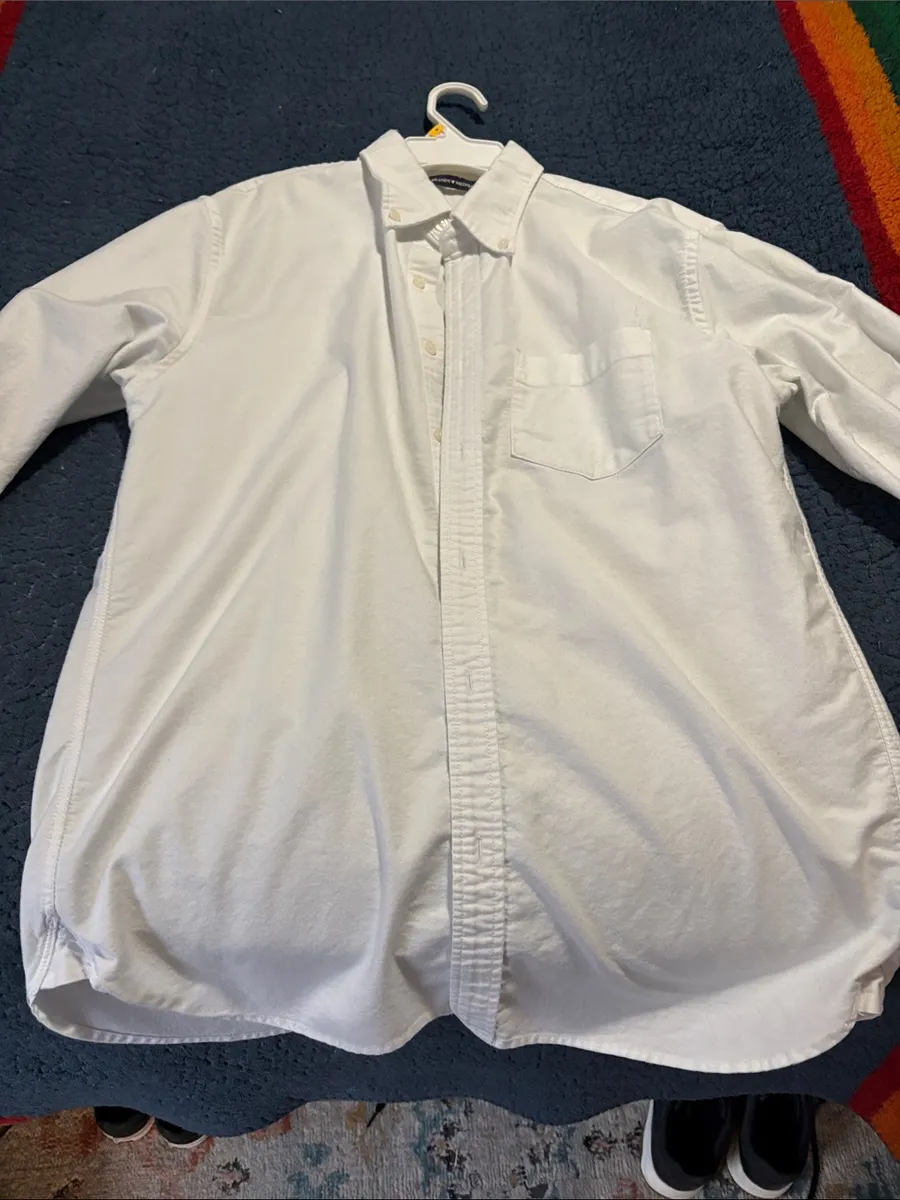 Brandy Melville White Casual Button-Down Shirt
