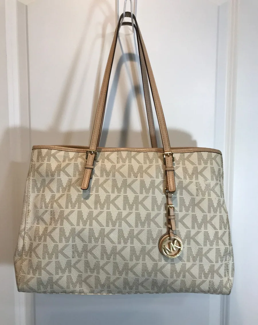 Michael Kors Jet Set Travel Large Signature Tote