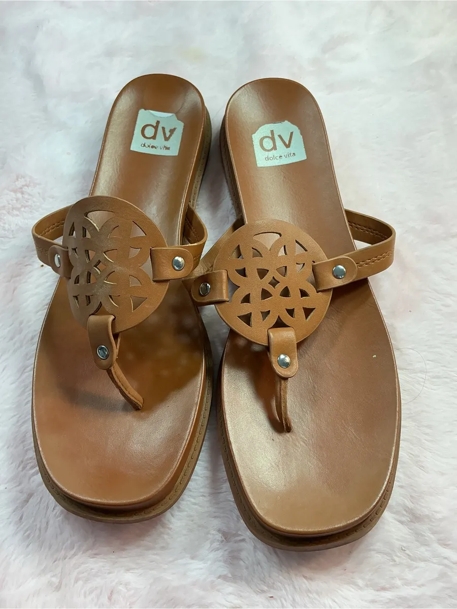 Dolce Vita Tan Leather Cutout Medallion Toe