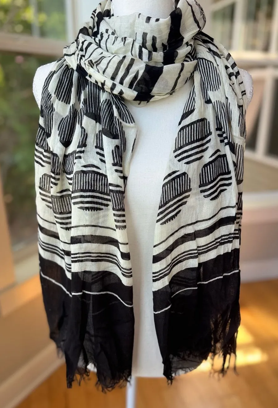 The Limited Black & White Graphic Stripe Rectangle Scarf