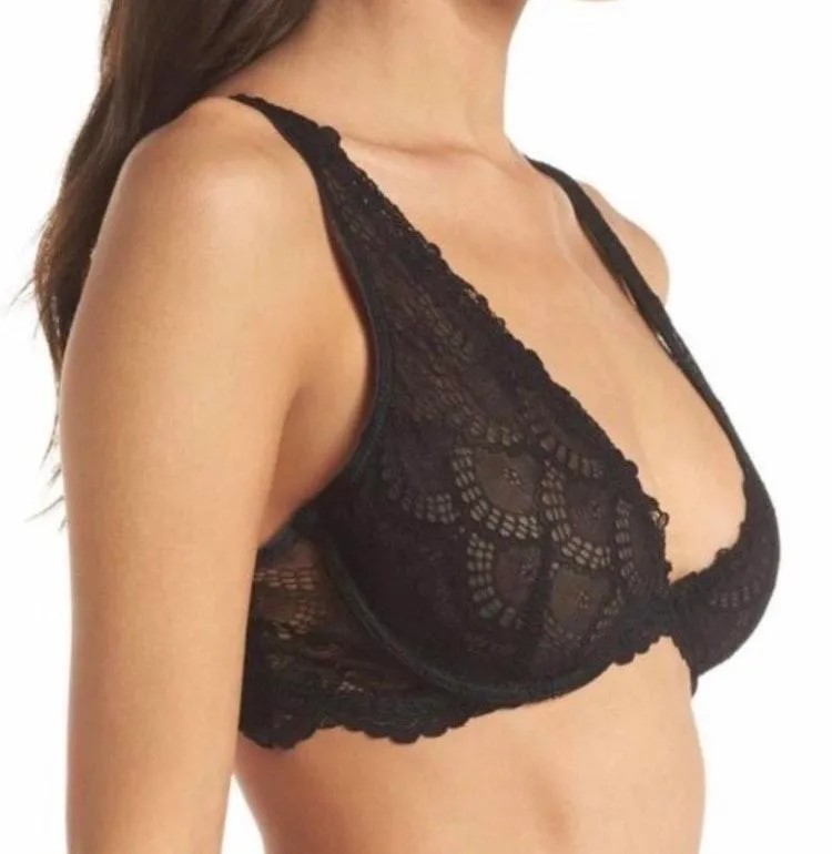 NWT Bra Lace Plunge 32D In black