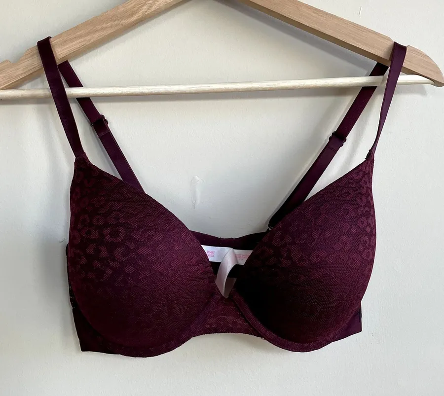 PINK Victoria's Secret purple pink lace wear everywhere push-up bra womens 32DD