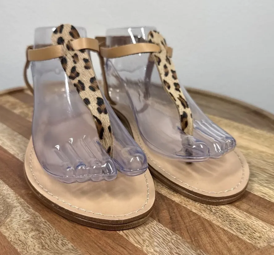 Sophia Milano Flat Thong Sandals Animal Print Size 8.5 Italy Leather Ankle Strap