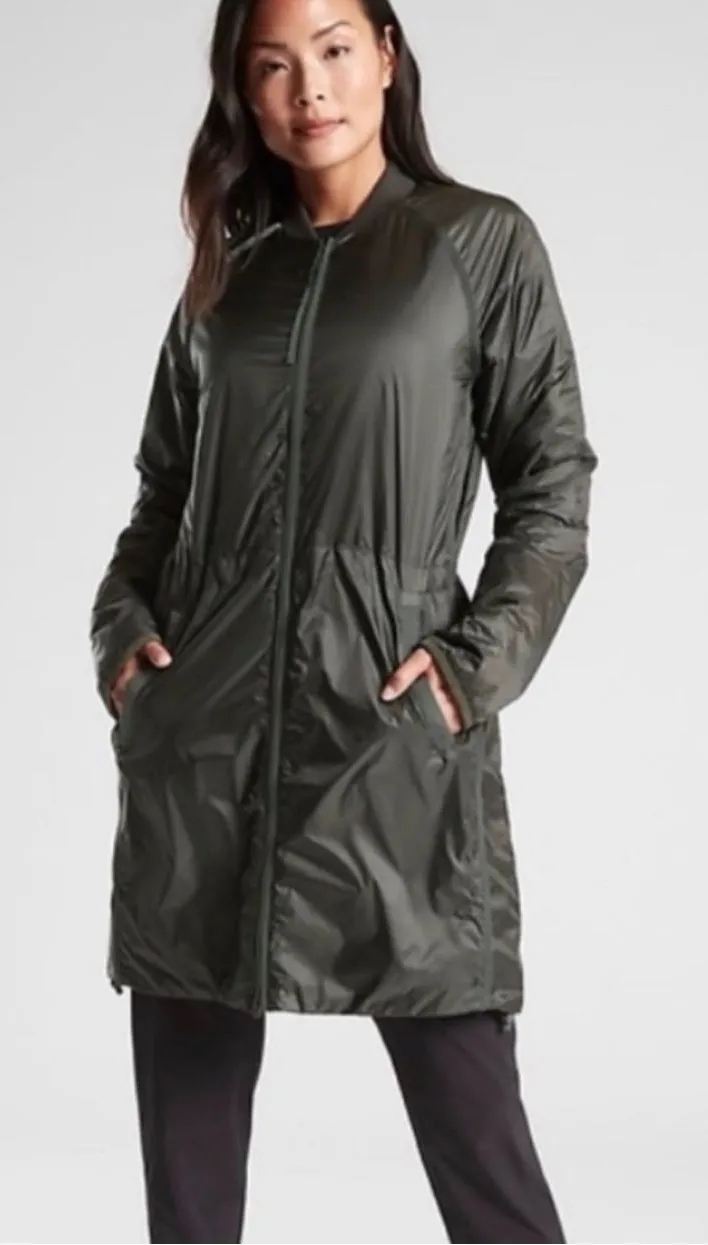 Athleta Summit PrimaLoft Shell Jacket NWT size Medium in Mountain Olive/Dk Green