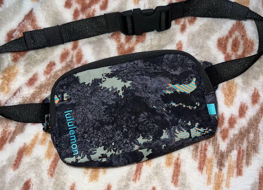 Lululemon Belt Bag