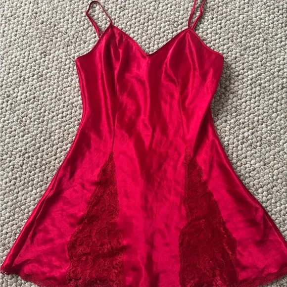 VINTAGE Victoria's Secret Gold Label Red Satin Lace Sexy Nightie Size S