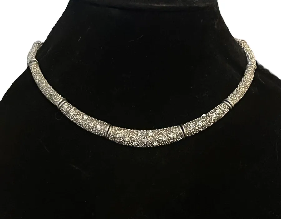 silver tone rhinestone accent collar necklace