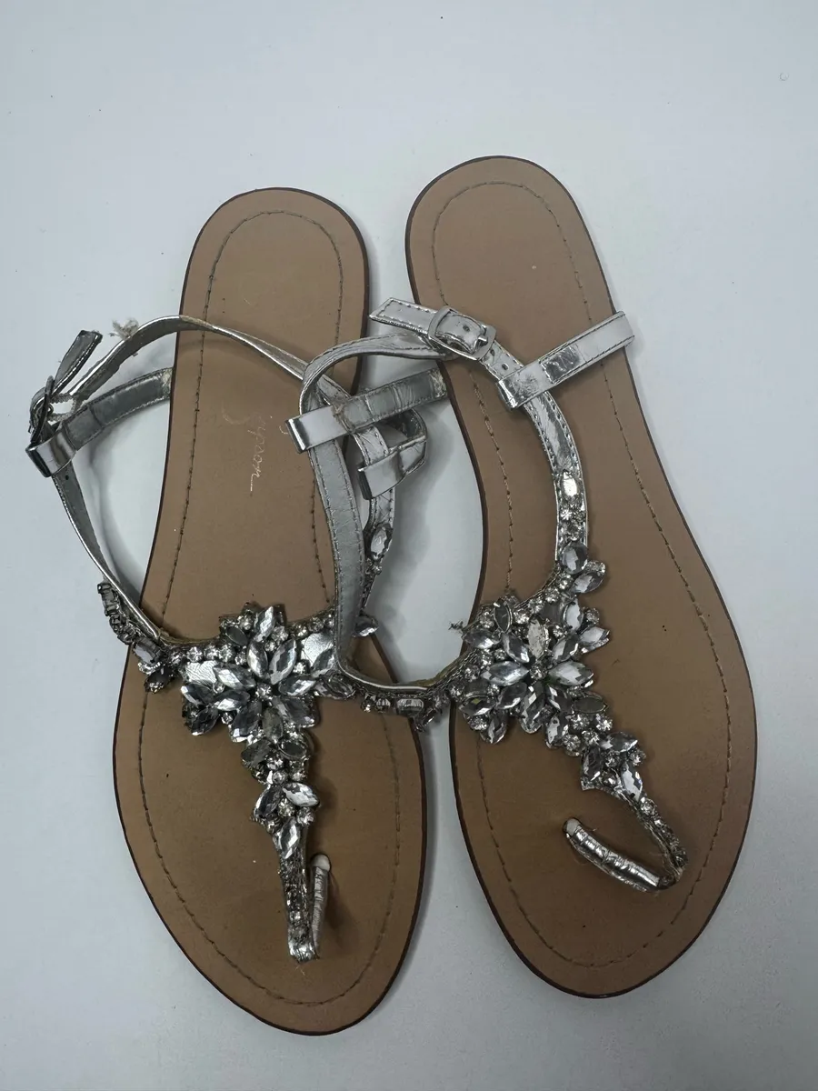 Jessica Simpson Elegant Silver Embellished Sandals Size 9M