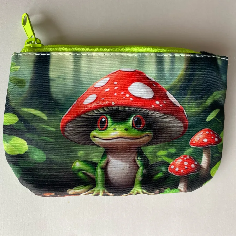 Goanna Art hand made coin pouch top zip Mushroom hat frog design Green