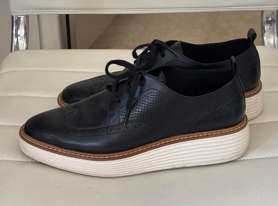 Cole Haan Grand Ambition Wingtip Oxford Black Leather Sneakers W28349 Womens 9B