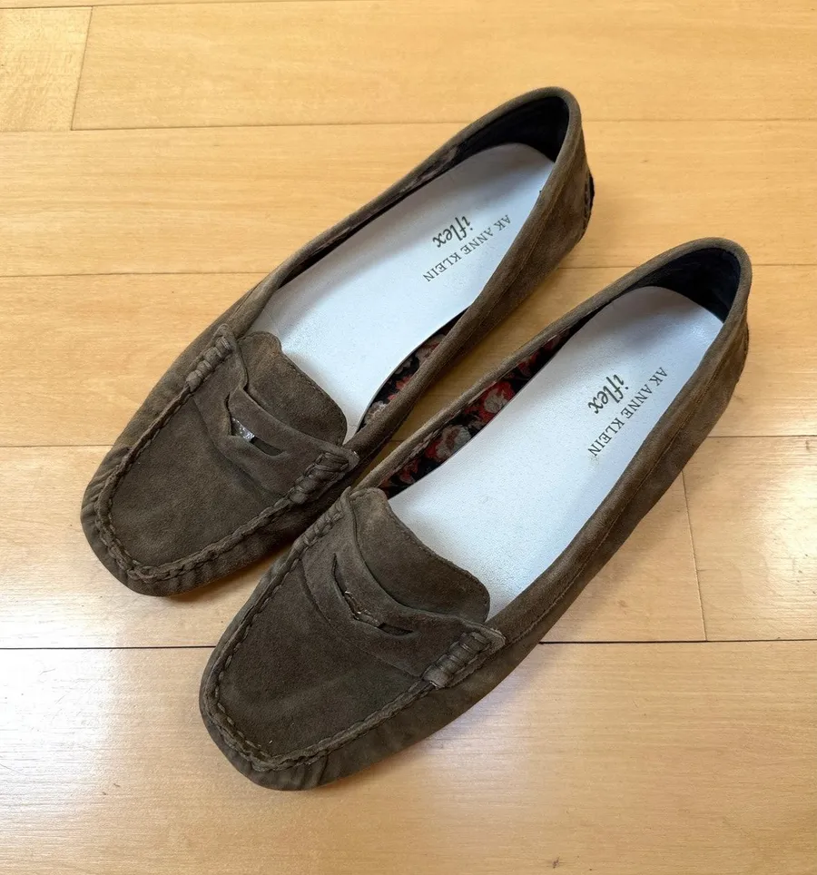 VTG Anne Klein iFlex Olive Suede Grefty Penny Loafer Flats Women 7M