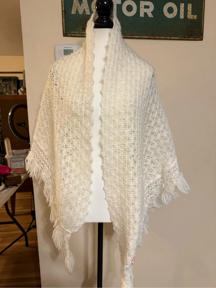 Vintage Acrylic Made In Japan Crochet Open Weave White Poncho Fringe Boho Large