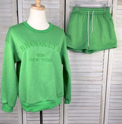 SHEIN Sweatshirt/Shorts Loungewear Set Green-Small