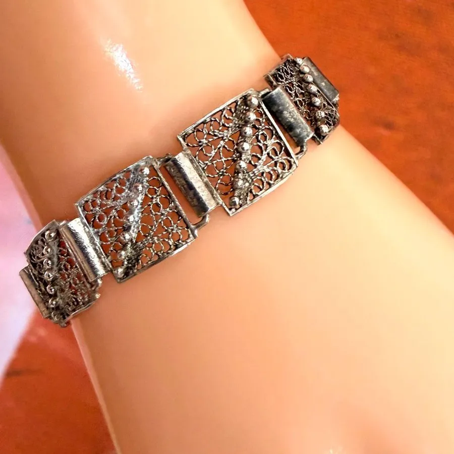Vintage Silver Tone Filigree Panel Link Bracelet