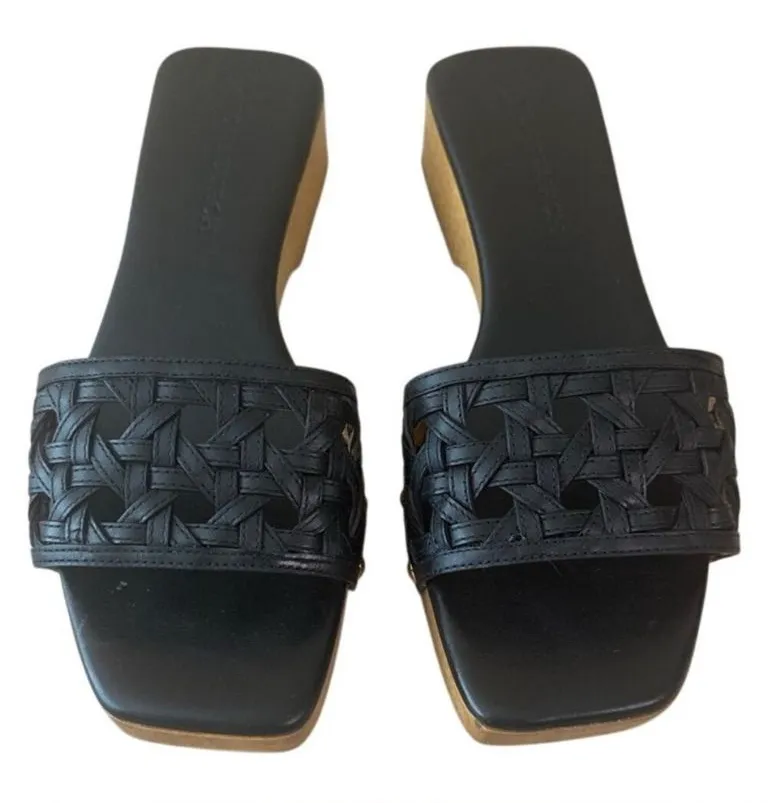 Tory Burch Basketweave Leather Clogs Black Wood Platform 9