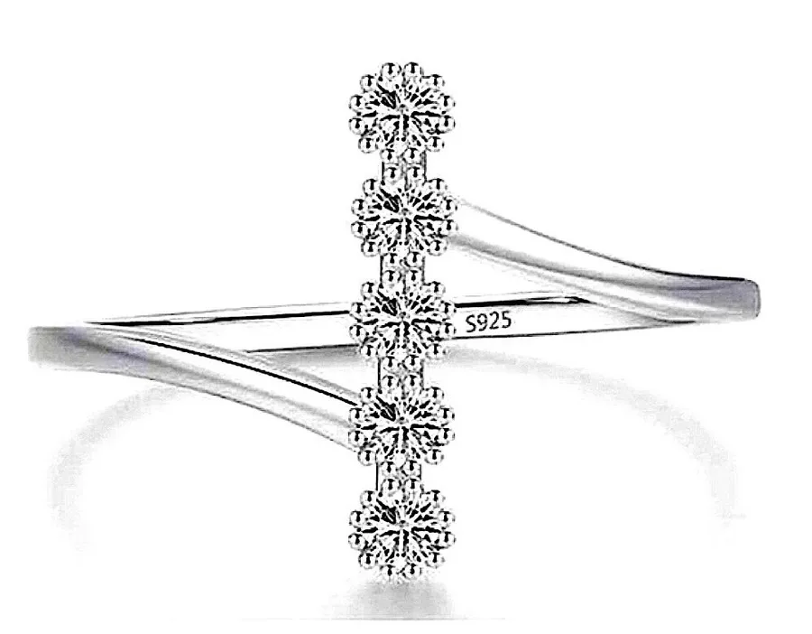 Women's Bezel Set Simulated Diamond Platinum Plated S925 Rhodium Ring, Size 5