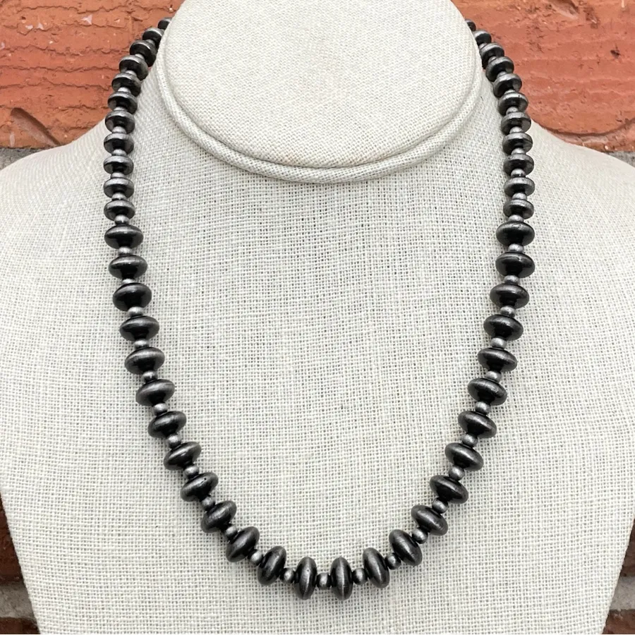 Navajo Style Pearl Graduated Saucer Necklace Silver