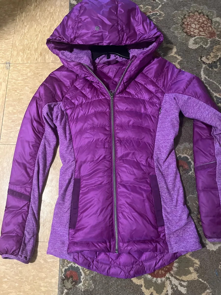 Lululemon down for a run puffer jacket