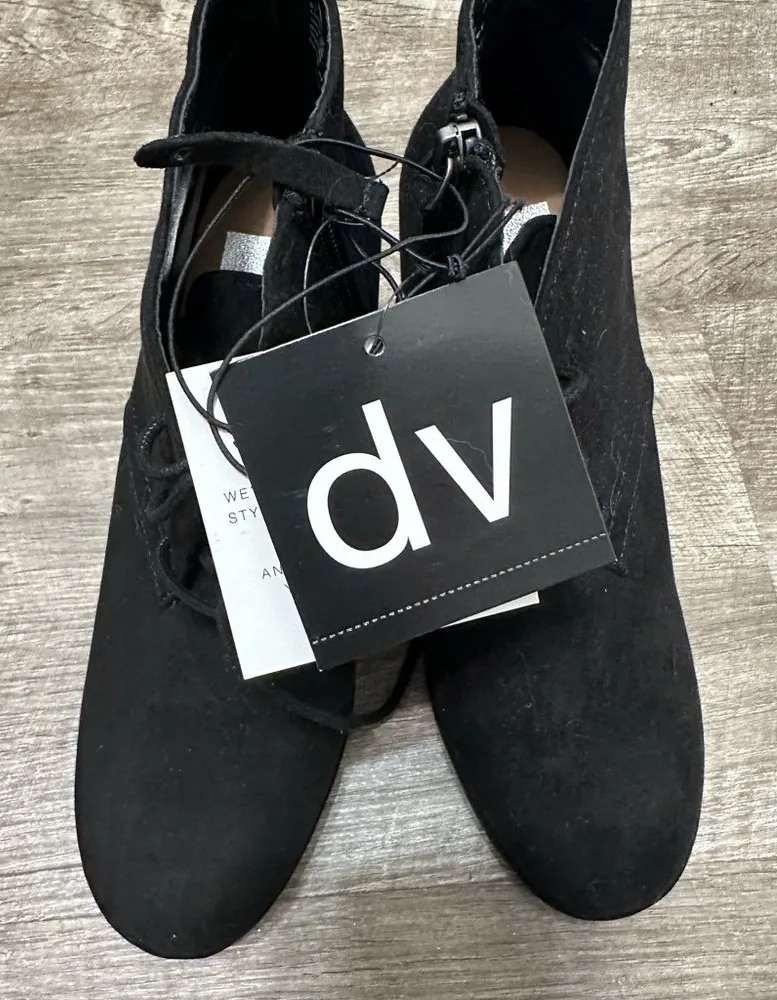 DV by Dolce Vita Black Lace Up Boots Size 5.5