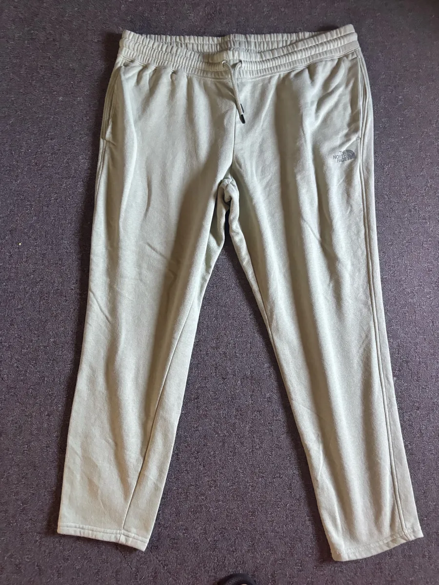 The North Face light green joggers woman’s size XXL EUC