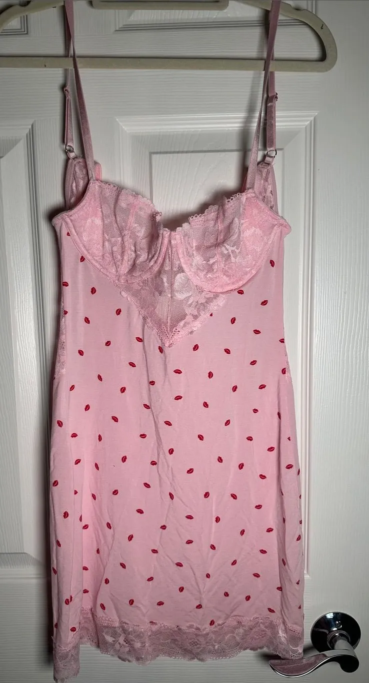 Victorias Secret Pink Lace-Trim Slip Dress with Red Lip Print