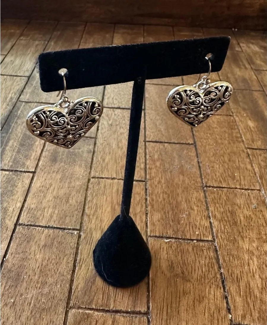Vintage Silver Tone Filigree Heart Drop Earrings Scroll Openwork Puffy Dangle