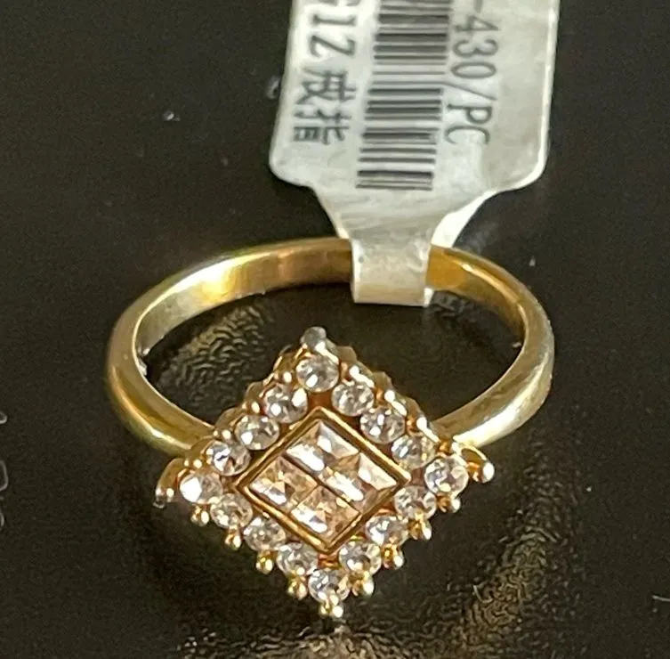 Simulated diamond shaped gold plated ring size 5