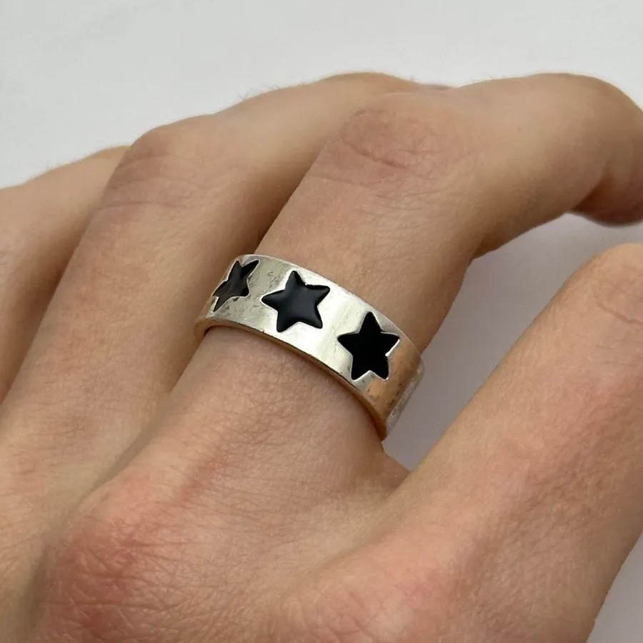 Rare Coco Blake x Evry Jewels Silver Black Shiny Mini Star Ring