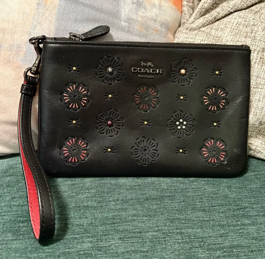 Coach Large Leather Wallet With Floral Print Black/Red Classic Style