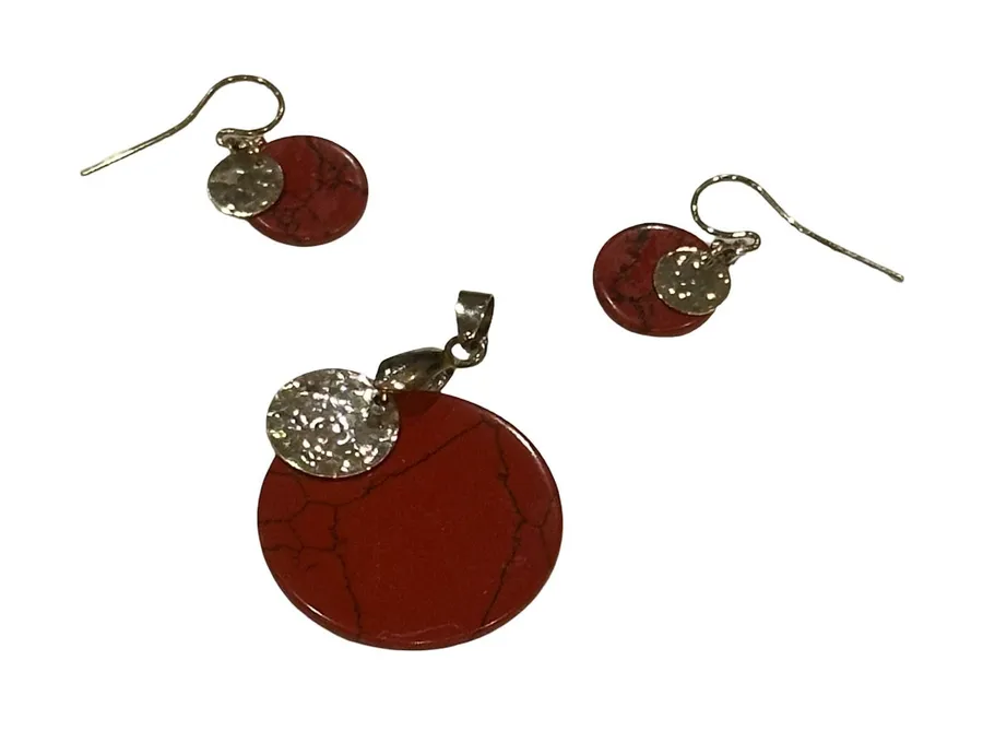 Red Jasper and Hammered Silver Tone Circle Pendant and Earrings Jewelry Set