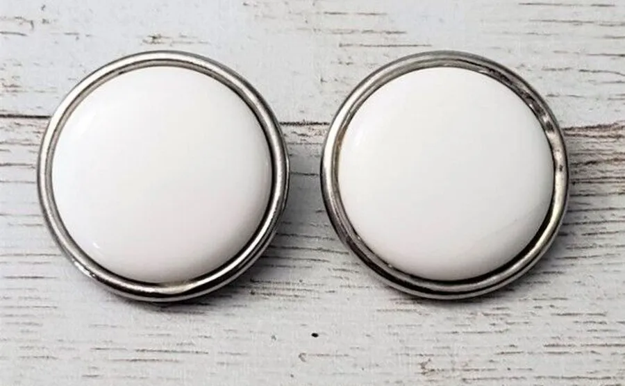 Vintage Lisner Clip On Earrings