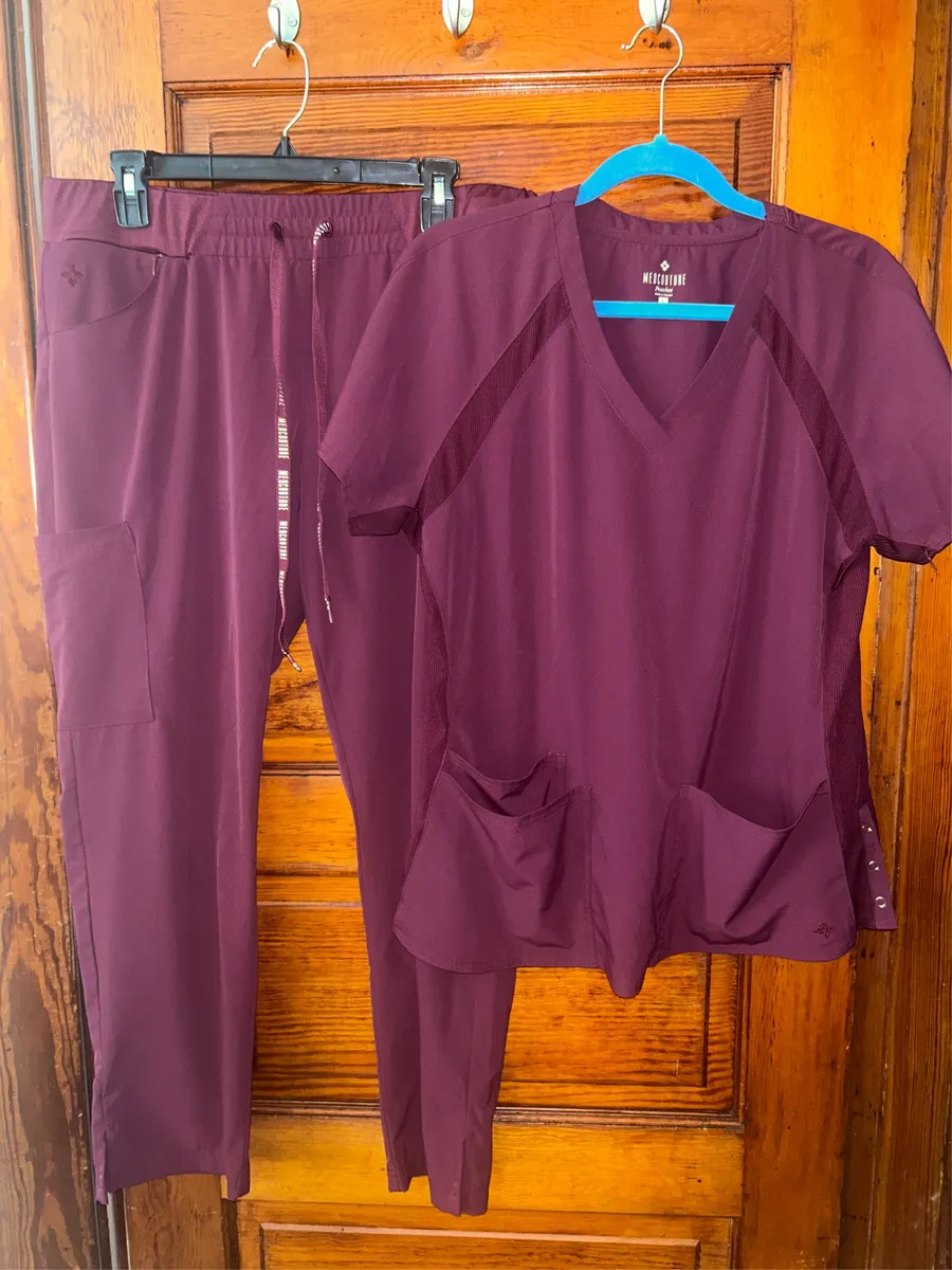 MedCouture Scrubs Set