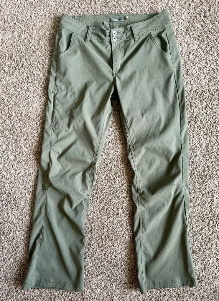 Women’s Size 8 Prana Sage Convertible Cargo Pants w/ Roll Up Snap Buttons