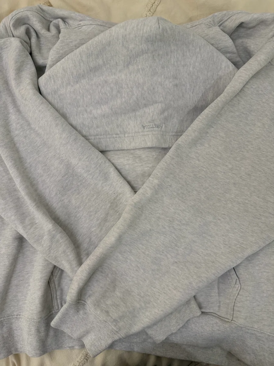 Aritzia sweatfleece