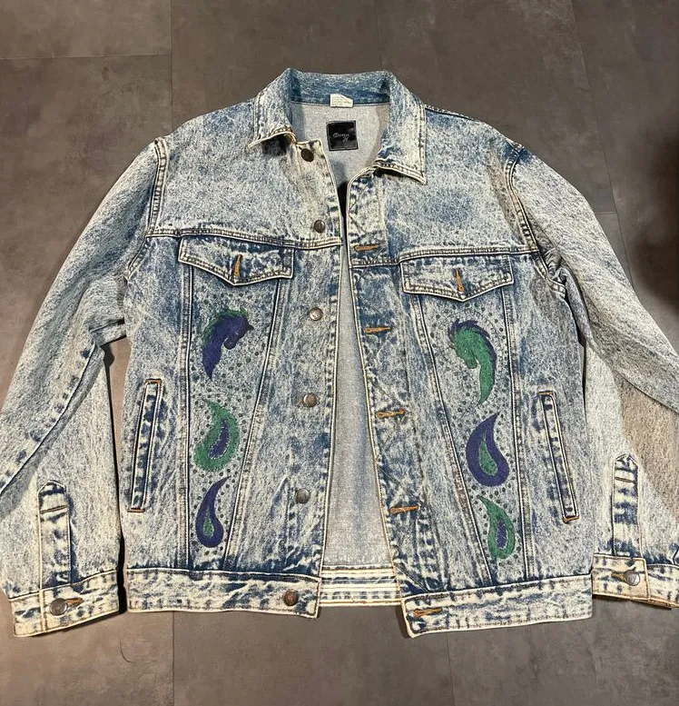 Vintage Denim Jacket with Paisley Print Acid Wash Retro 90s Style B