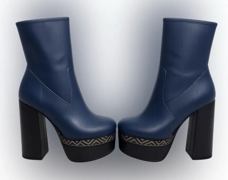 New Guess Women's Caballa Platform Block Heel Boots Blue Size 6 Whimsigoth