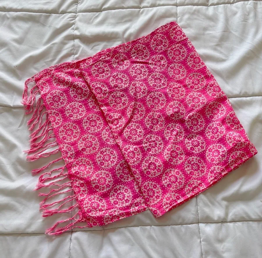Mini Boden Girls Pink White Medallion Floral 100% Cotton Scarf Fringe One Size