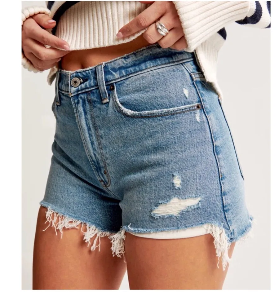ABERCROMBIE & FITCH The Mom High Rise Curve Love Jean Shorts Size 35