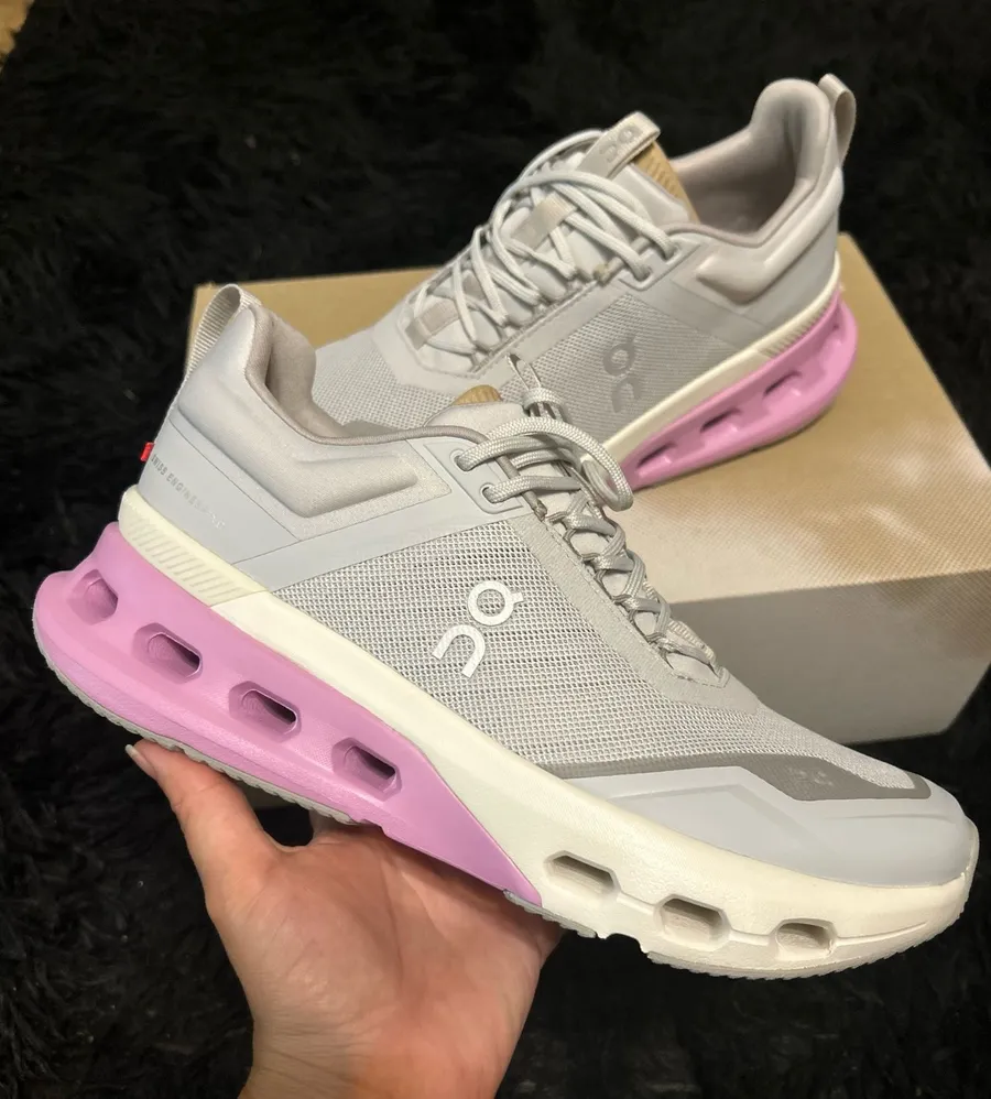On CLOUDNOVA X glacier Sakura athletic training running shoes sneakers women’s 7 new
