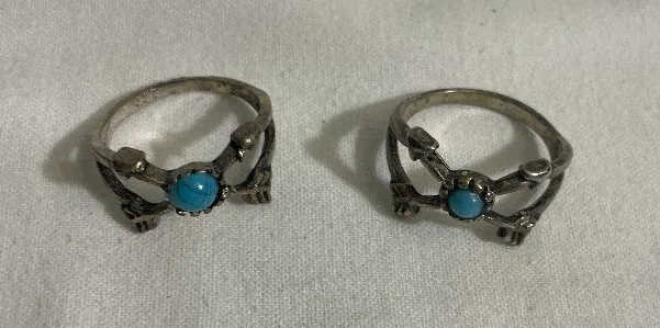 Silver Tone Fashion Jewelry Turquoise Arrow Wrap Rings Size 4 Lot of 2