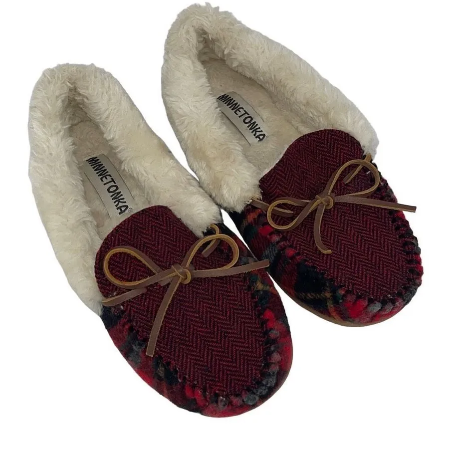 Womens Minnetonka Camp Collar Moc Slipper in Red Autumn Plaid Size 7 Fleece Line