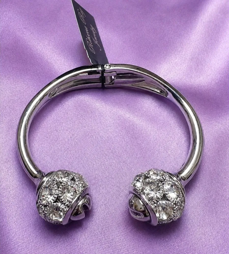 Chunky Statement Bangle Bracelet: Silver